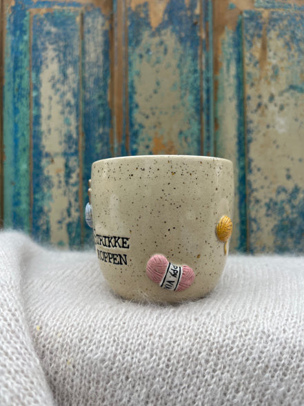 “Strikke koppen” m. hank - 375 ml.