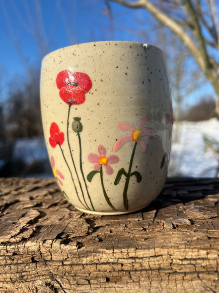 Stort Thekrus med håndmalede blomster - 450 ml.