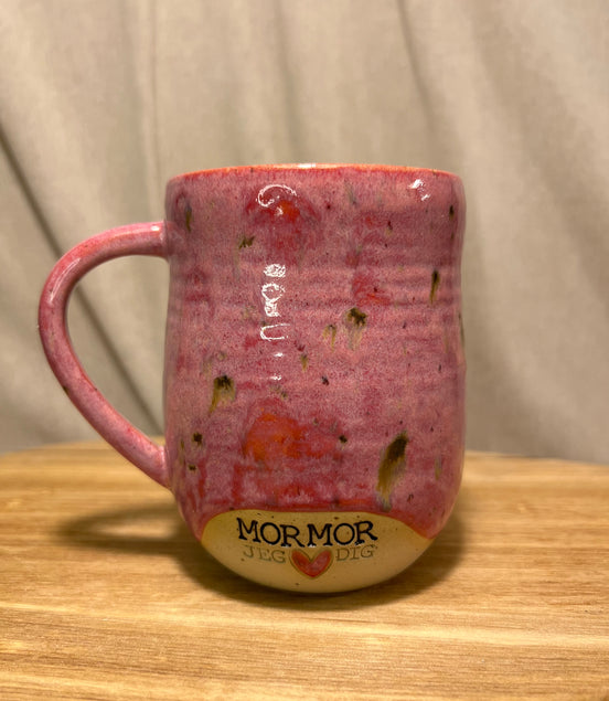 “Mormor - jeg <3 dig” kop m. hank - 385 ml.