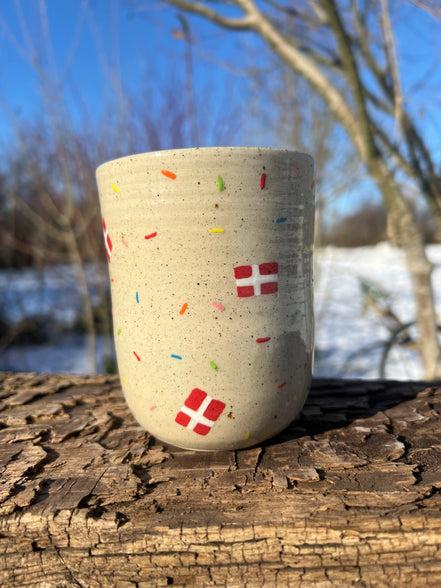 “Hurra” kop m. hank - 385 ml.