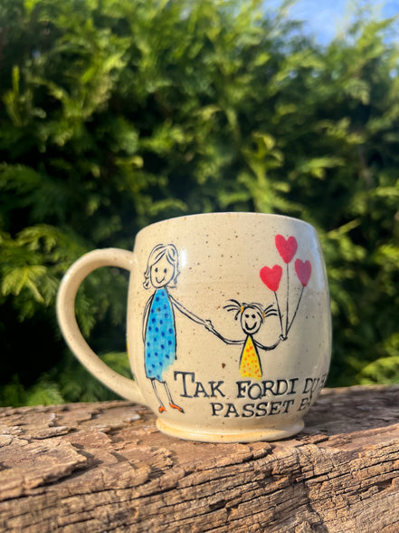 Håndmalede “Tak” kop m. hank - 300 ml.