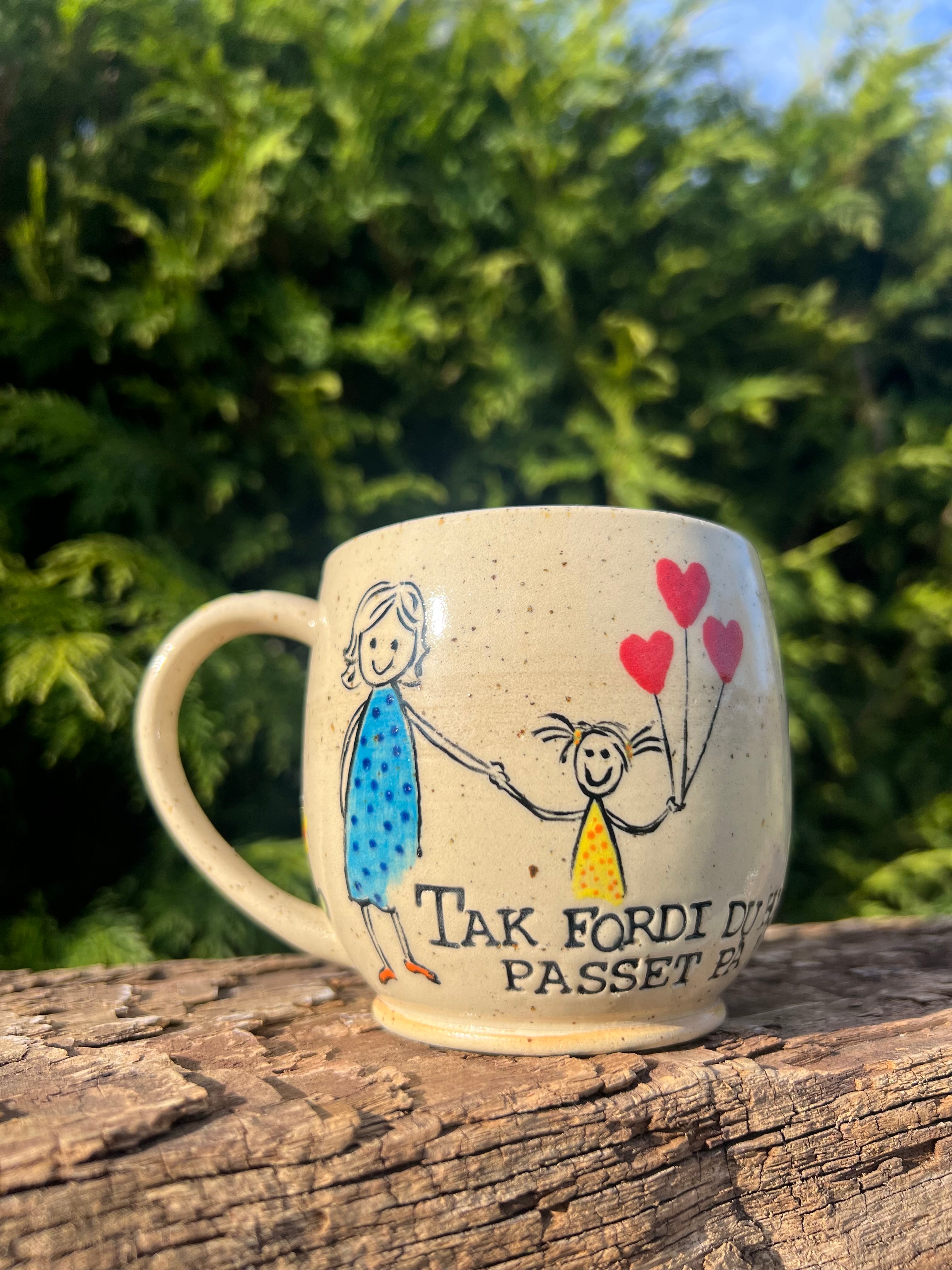 Håndmalede “Tak” kop m. hank - 300 ml.