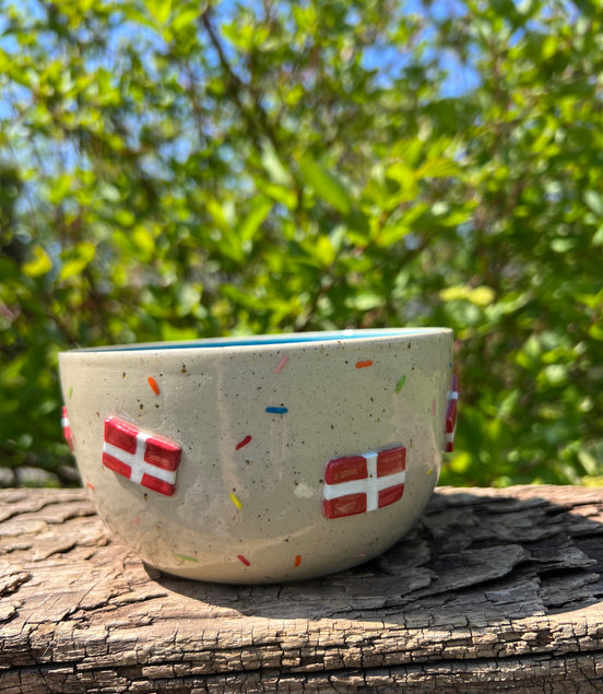 Fødselsdagskål - H 7,5 • Ø 13 cm.