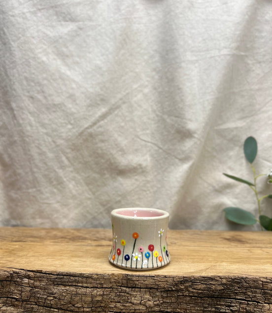Blomstereng rosa æggebæger