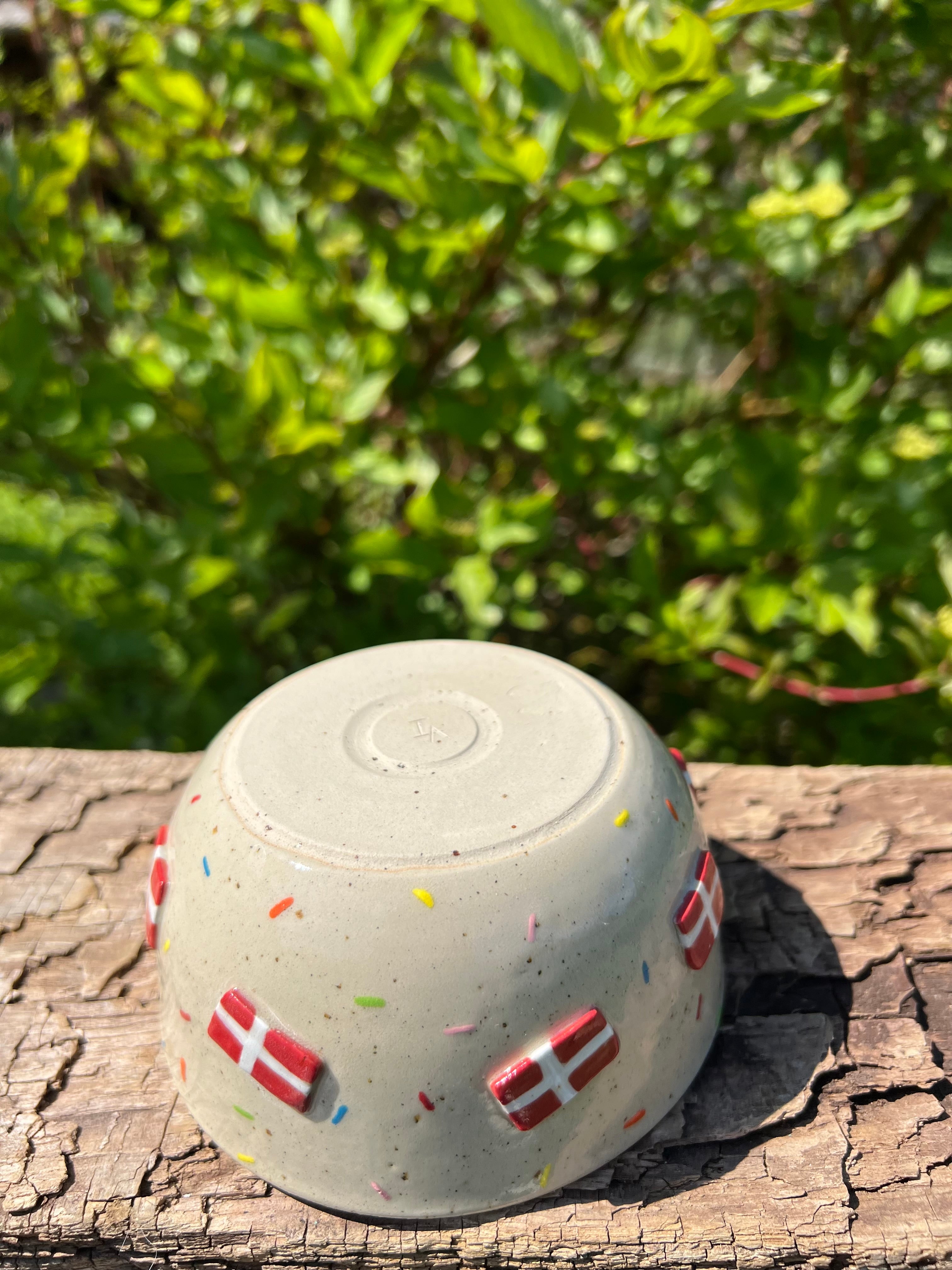 Fødselsdagskål - H 6 • Ø 12,5 cm.