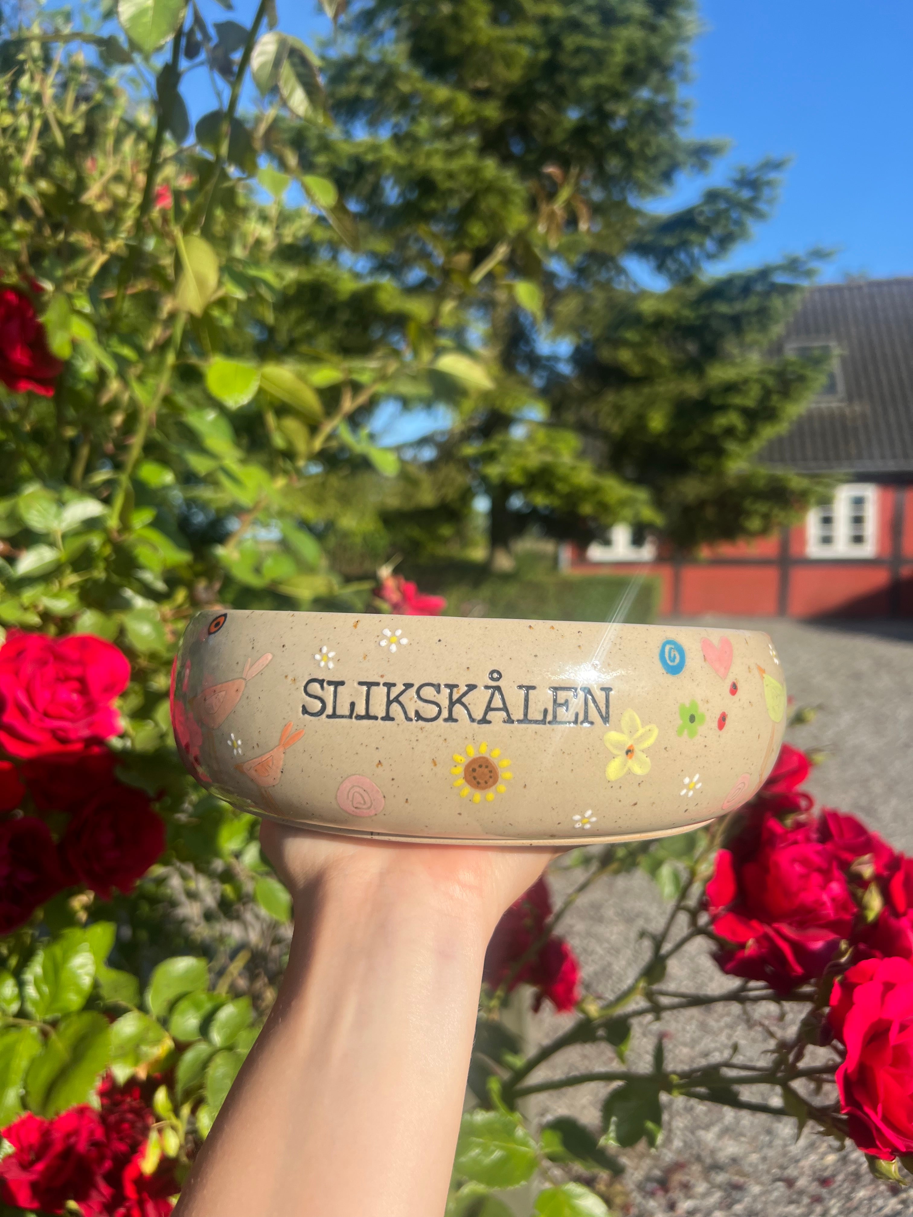 Håndmalede slikskål - Ø 20 cm. • H 6,5 cm.