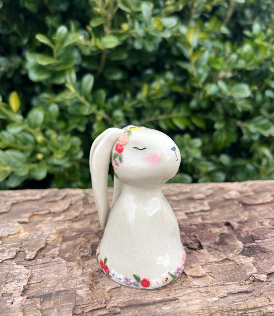 Påskehare- H. 8 cm.