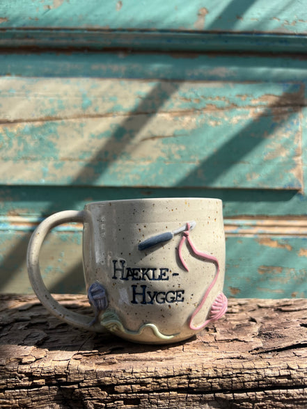 “Hækle-Hygge” kop m. hank - 325 ml.