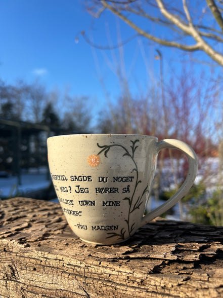 Badehotellet kop m. hank - 385 ml.