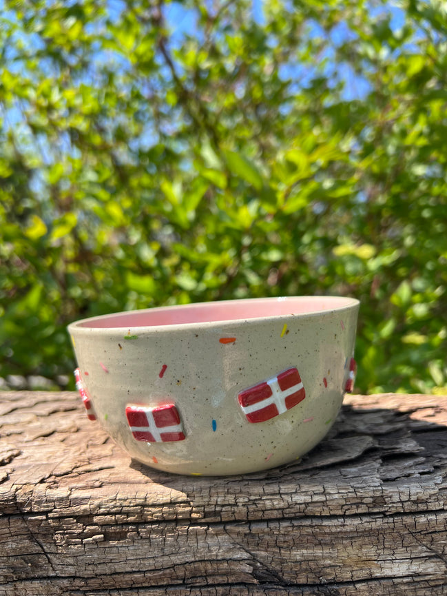 Fødselsdagskål - H 6 • Ø 12,5 cm.