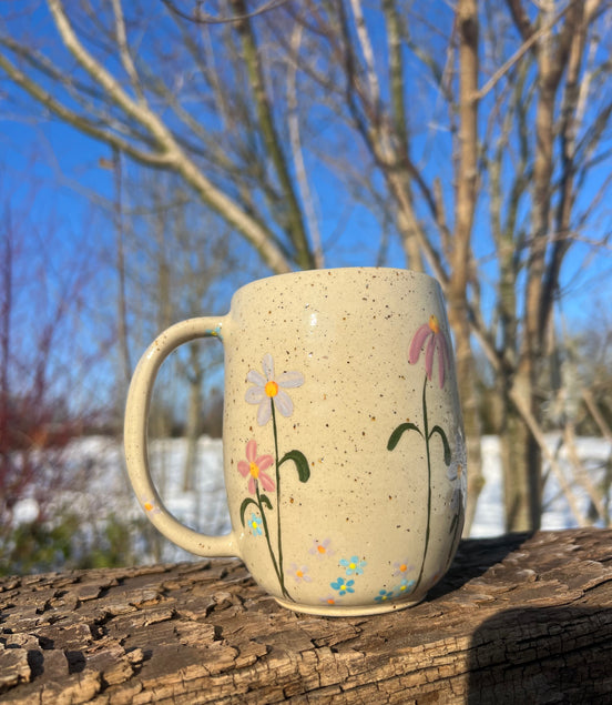 Stort Thekrus med håndmalede blomster - 525 ml.