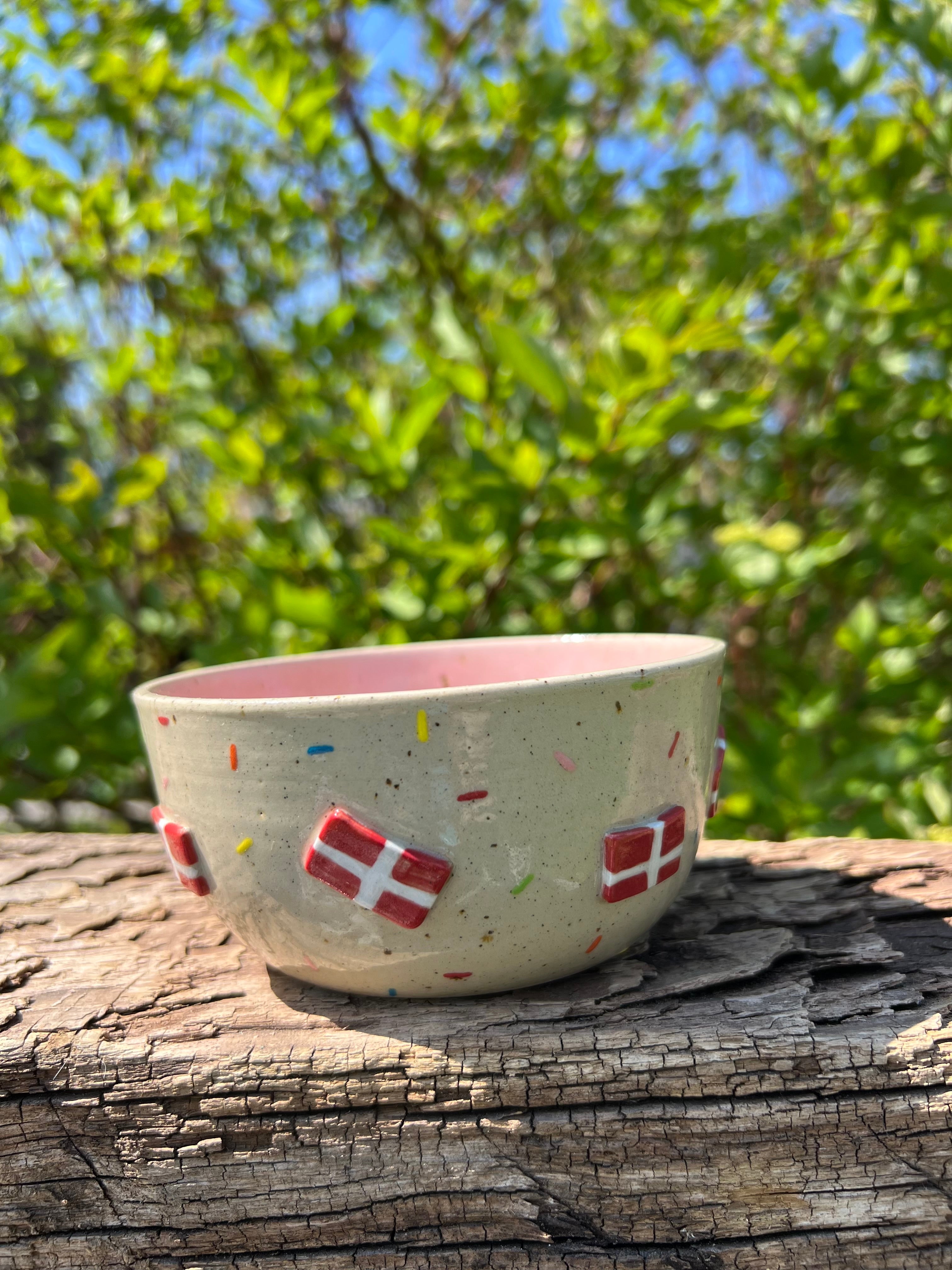 Fødselsdagskål - H 6 • Ø 12,5 cm.