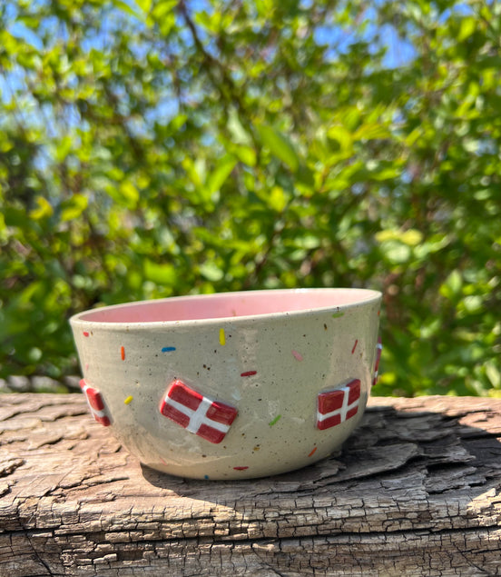 Fødselsdagskål - H 6 • Ø 12,5 cm.