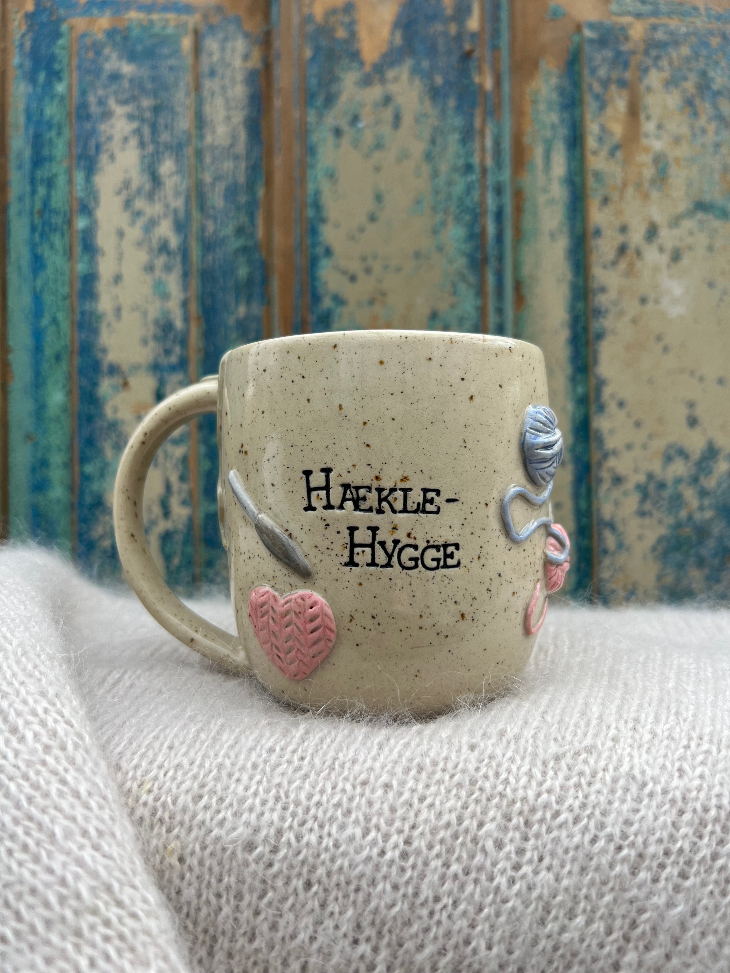 “Hækle-hygge” kop m. hank - 400 ml.