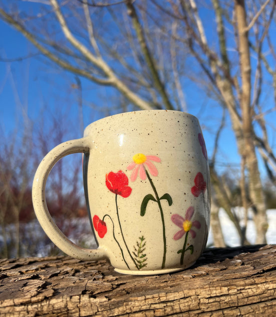 Stort Thekrus med håndmalede blomster - 450 ml.