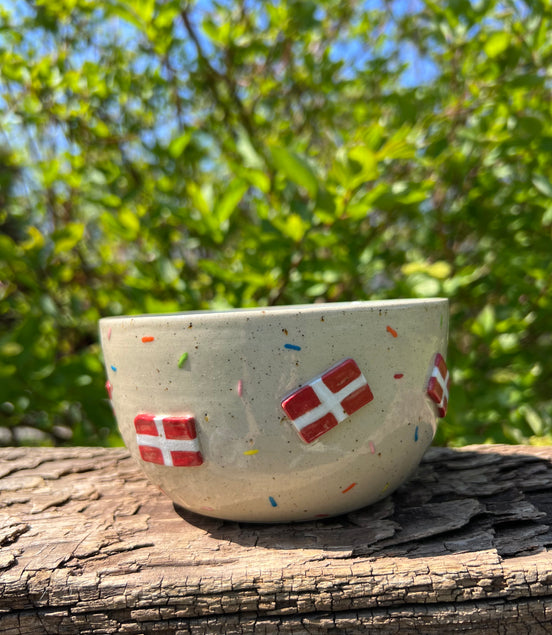 Fødselsdagskål - H 7,5 • Ø 13 cm.