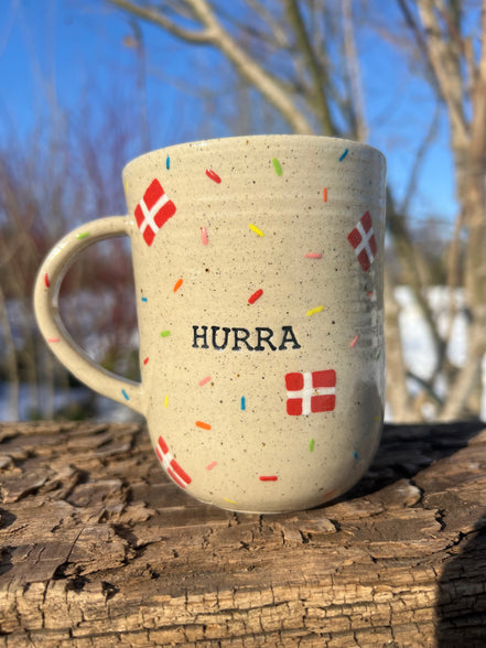 “Hurra” kop m. hank - 385 ml.