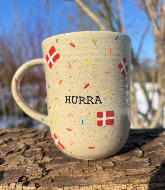 “Hurra” kop m. hank - 385 ml.