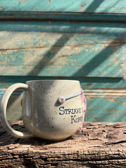 “Strikke-Koppen” m. hank - 400 ml.