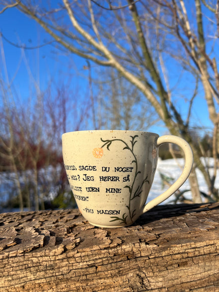 Badehotellet kop m. hank - 385 ml.