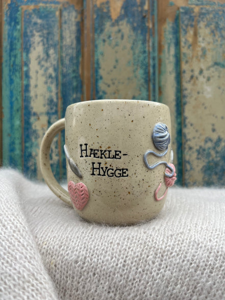 “Hækle-hygge” kop m. hank - 400 ml.