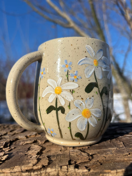 Thekrus med håndmalede blomster - 385 ml.