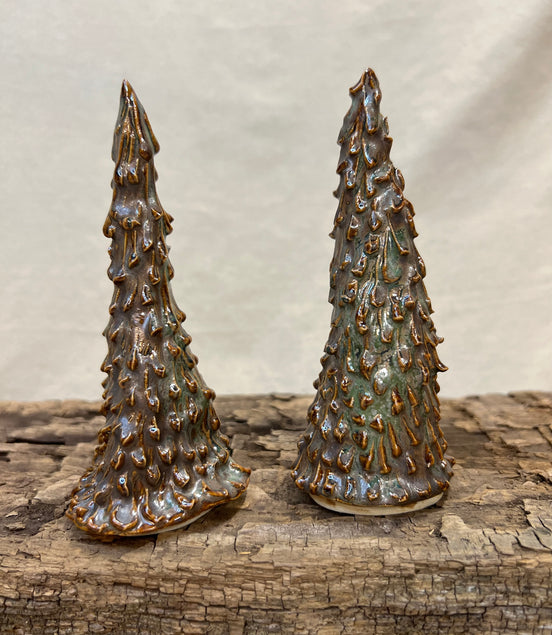 2 stk. juletræer - H 12,5 - 11,5 cm.